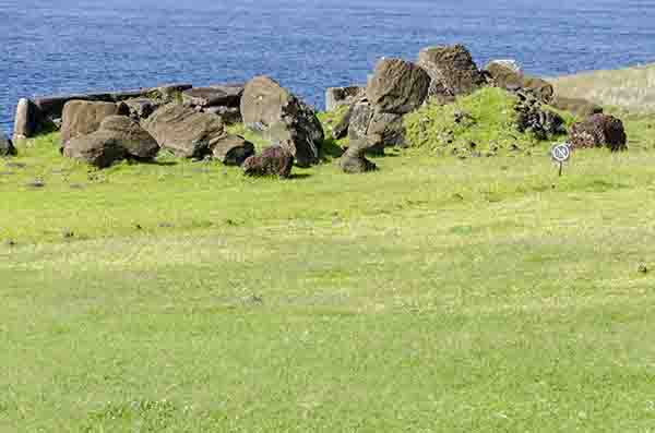 196 - Chile - isla de Rapa Nui o Pascua - Vinapu - Ahu Tahira